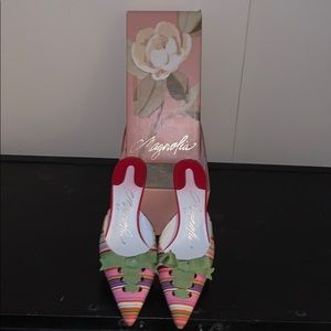 Magnolia mule with lace up front